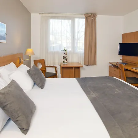 Apartahotel Sejours & Affaires De Brienne 2*